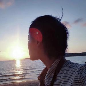 男朋友吃小头头视频播动漫
